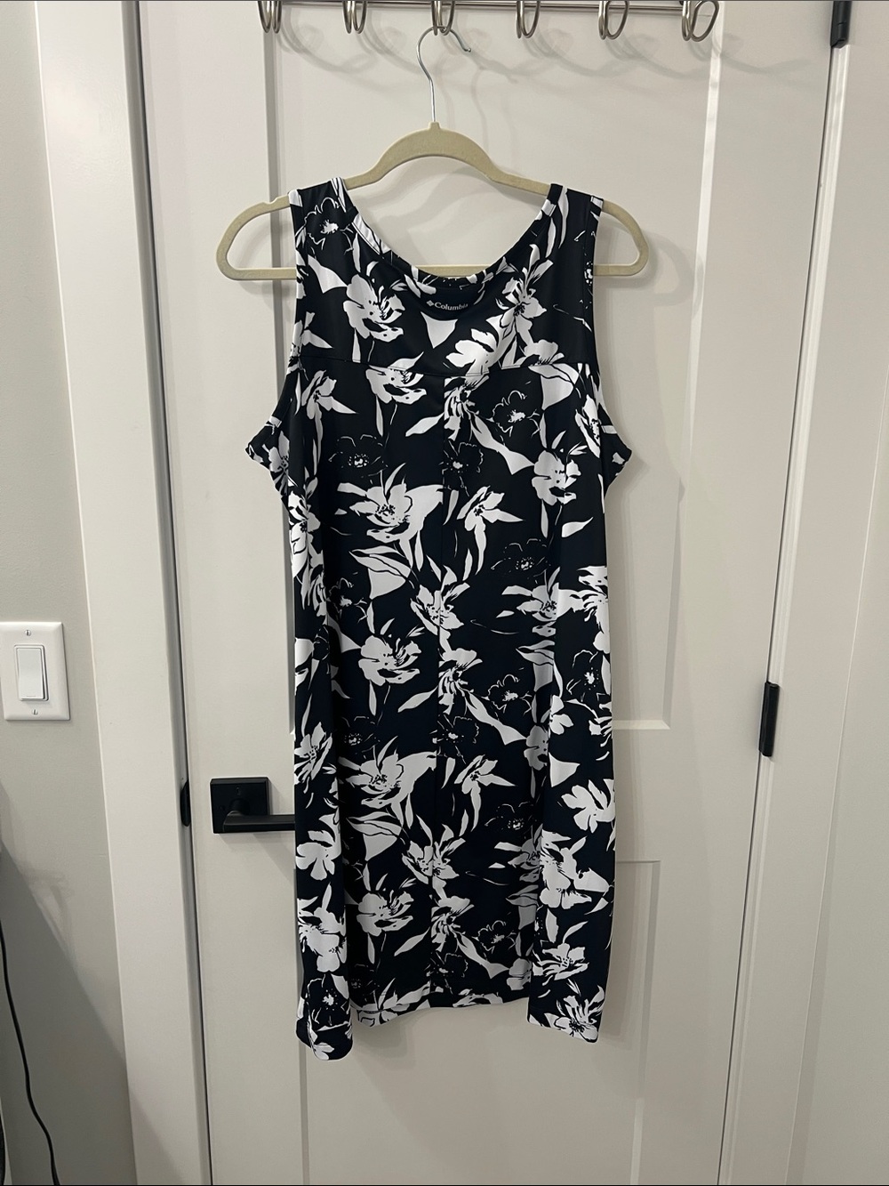 Columbia Black & White Floral Sleeveless Dress - Picture 4 of 6